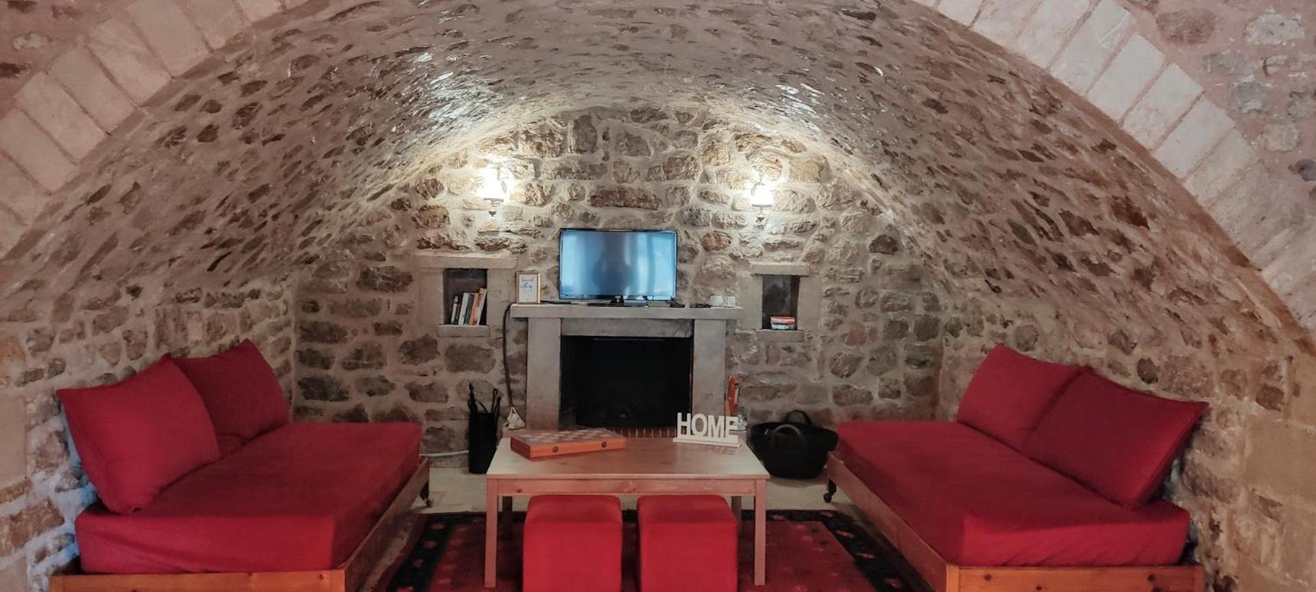 Kristi'S Homes - "Beautiful Dome" In Dimitsana Exterior photo